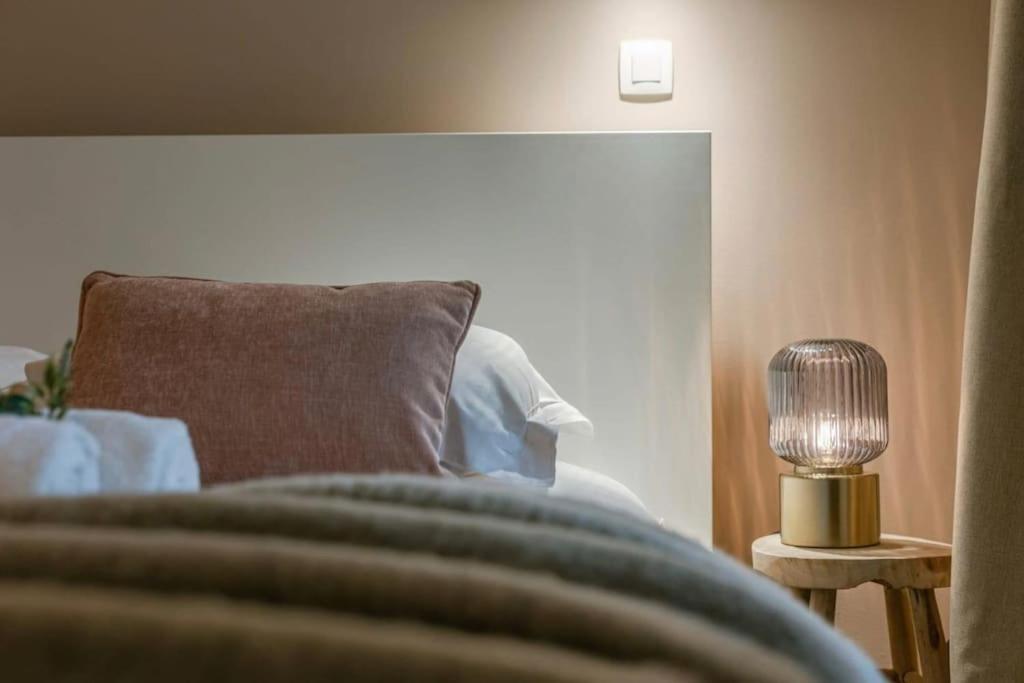 Juan - Stijlvol Appartement Met Uitzicht Op De Kaai Ostenda Zewnętrze zdjęcie
